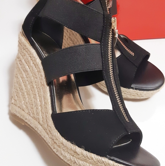 GUESS "Lora" zip-front espadrille - Picture 2 of 8